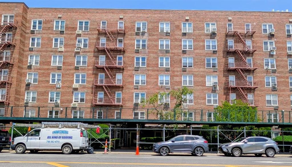 Photo 1 of 11 — 2265 Gerritsen Avenue 6N, Brooklyn, NY 11229
