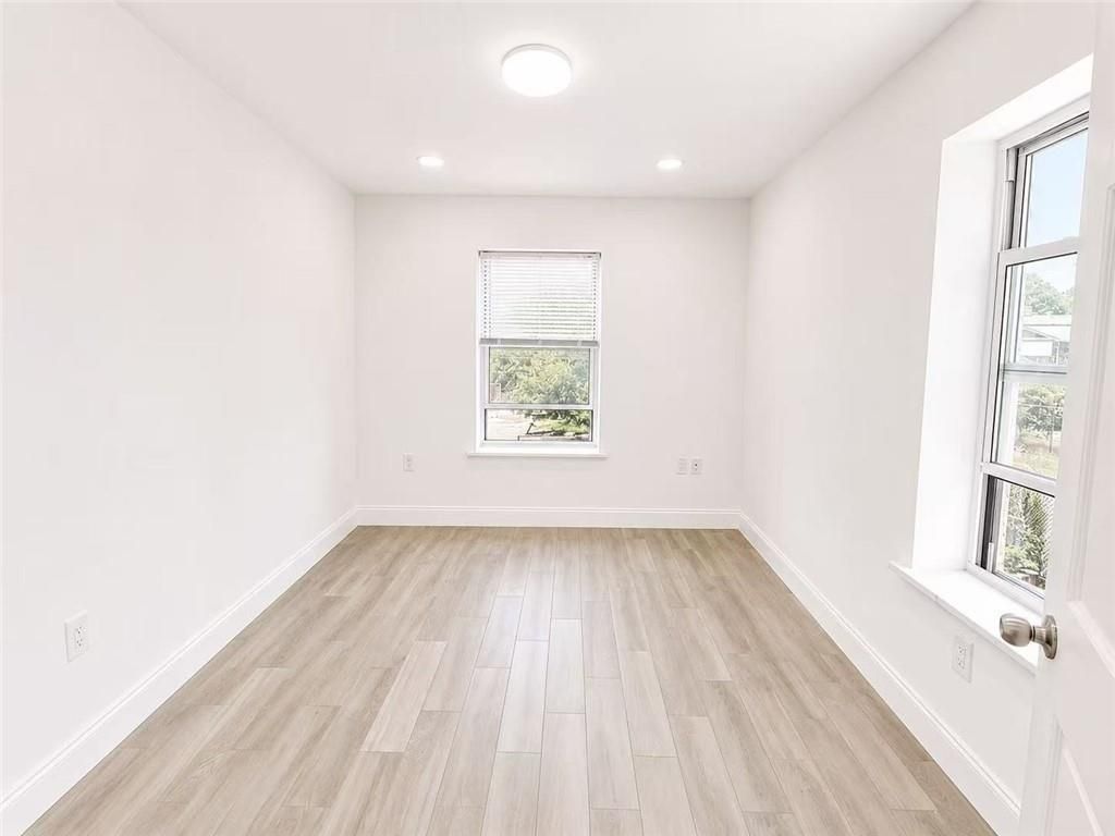Photo of 184 Battery Avenue, Brooklyn, NY 11209 (MLS # 503308)