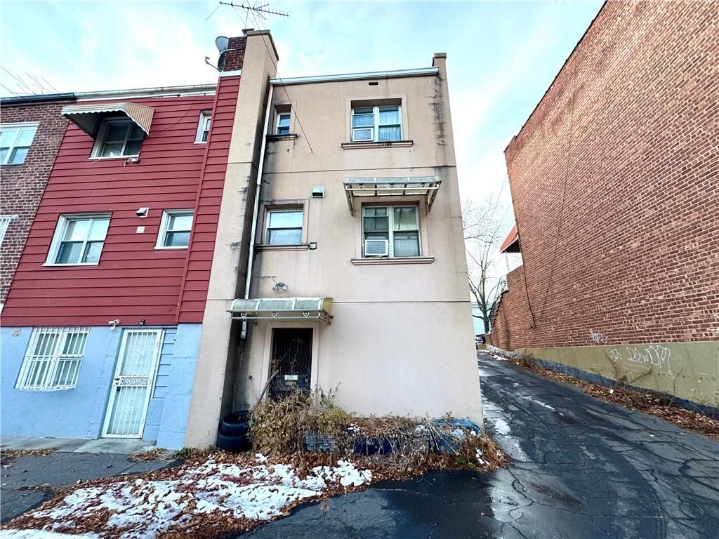 Photo of 2115 Batchelder Street, Brooklyn, NY 11229 (MLS # 497936)