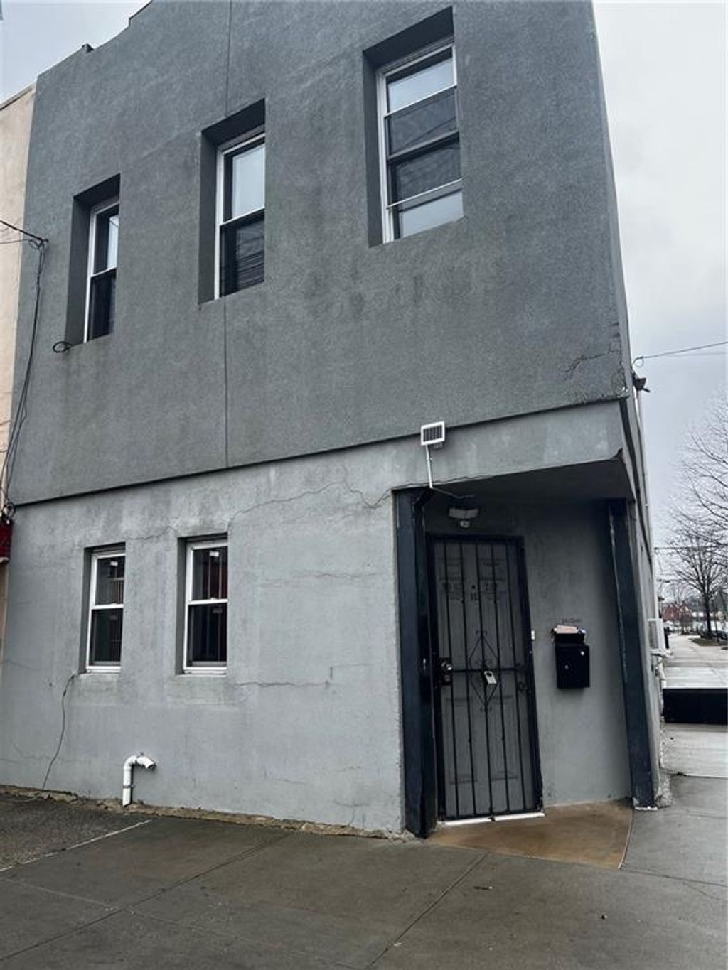 Photo of 99-02 212th Street, Queens, NY 11429 (MLS # 501122)