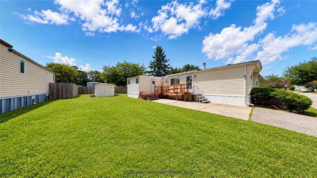Photo of 39 Valley Forge Drive, Other, NY 11716 (MLS # 503944)