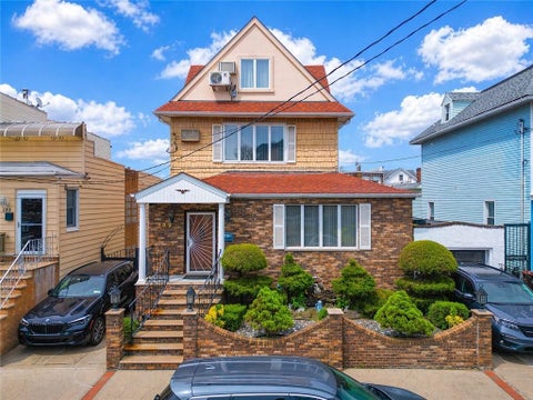 Multifamily For Sale - 189 Bay 10th Street<br/> Brooklyn, NY 11228