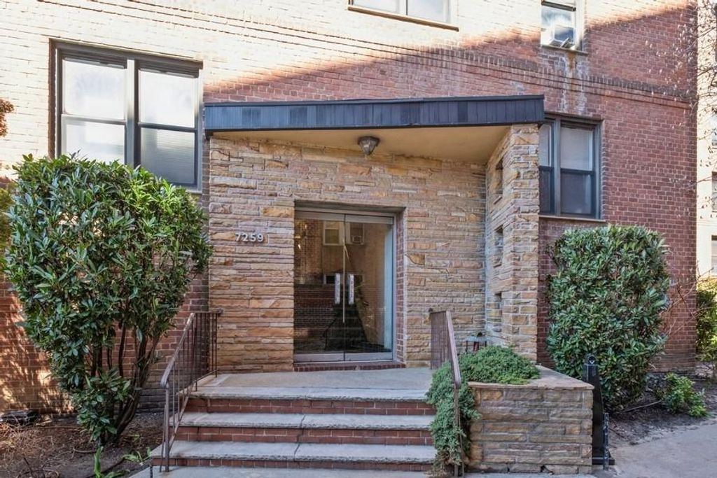 Photo of 7259 Shore Road #6L, Brooklyn, NY 11209 (MLS # 498963)