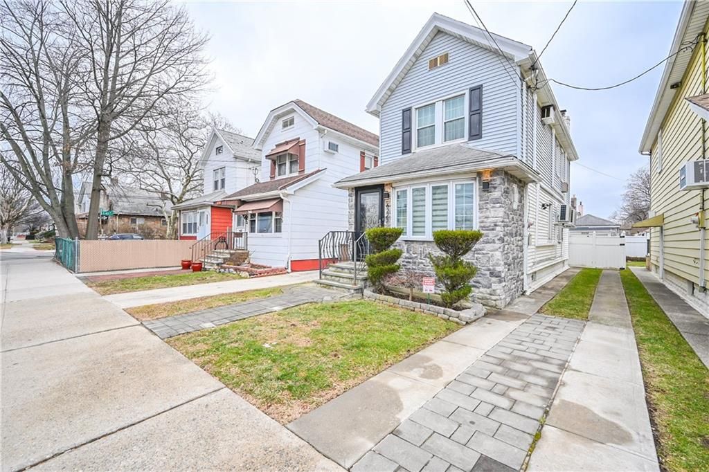 Photo of 6222 Avenue T, Brooklyn, NY 11234 (MLS # 498313)