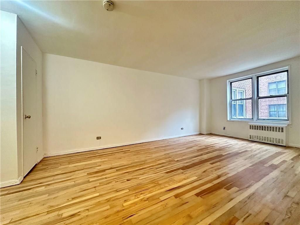 Photo of 2665 Homecrest Avenue #1H, Brooklyn, NY 11235 (MLS # 499686)