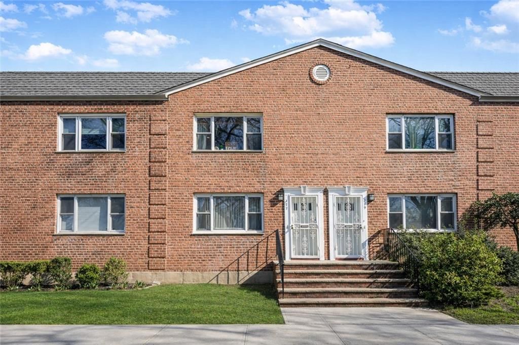 Photo of 377 Bay 8th Street #2, Brooklyn, NY 11228 (MLS # 499998)