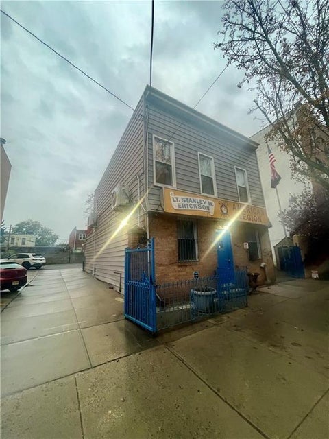 Homes For Sale - 820 49th Street<br/> Brooklyn, NY 11220