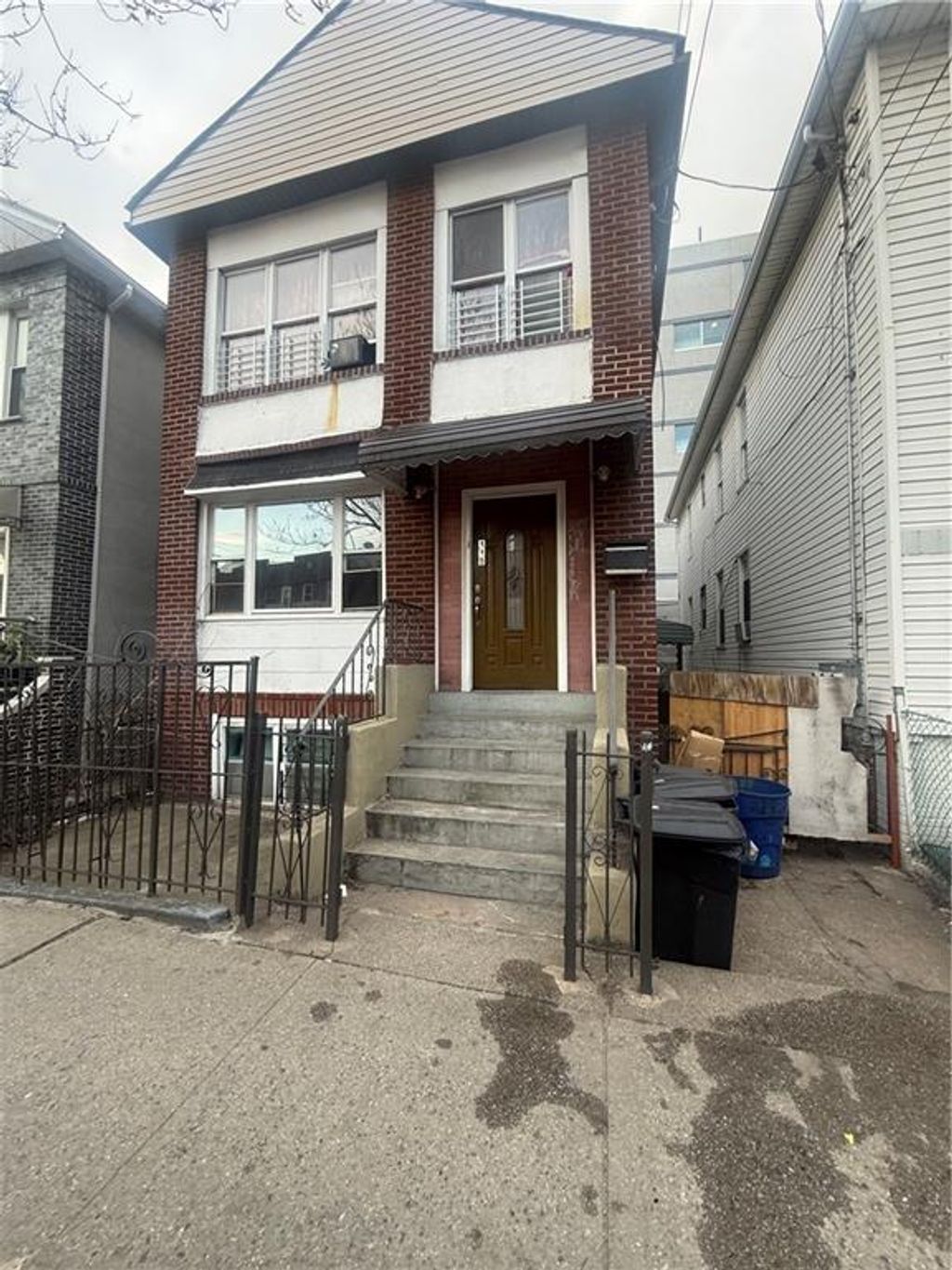 Photo of 115 Neptune Avenue, Brooklyn, NY 11235 (MLS # 500525)
