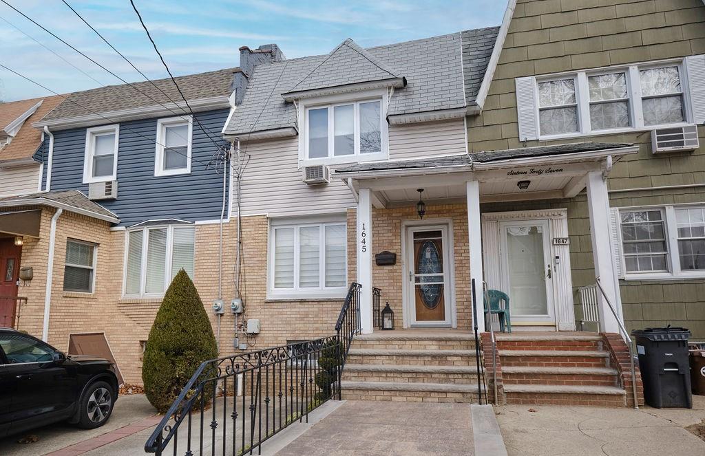 1645 72nd Street, Brooklyn, New York image 2