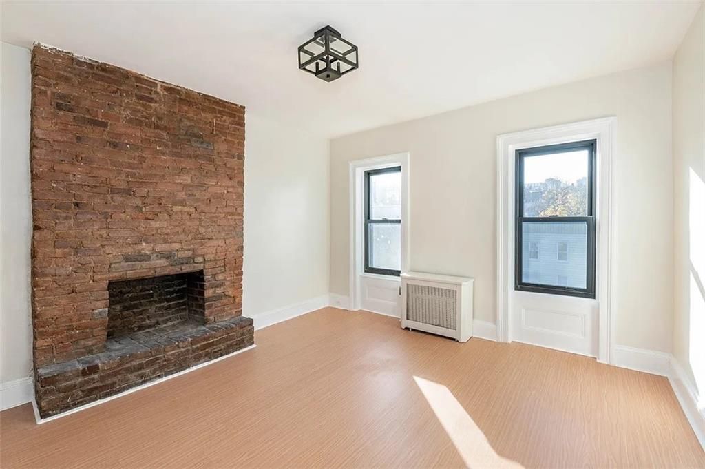 Photo of 79 Clermont Avenue, Brooklyn, NY 11205 (MLS # 500054)