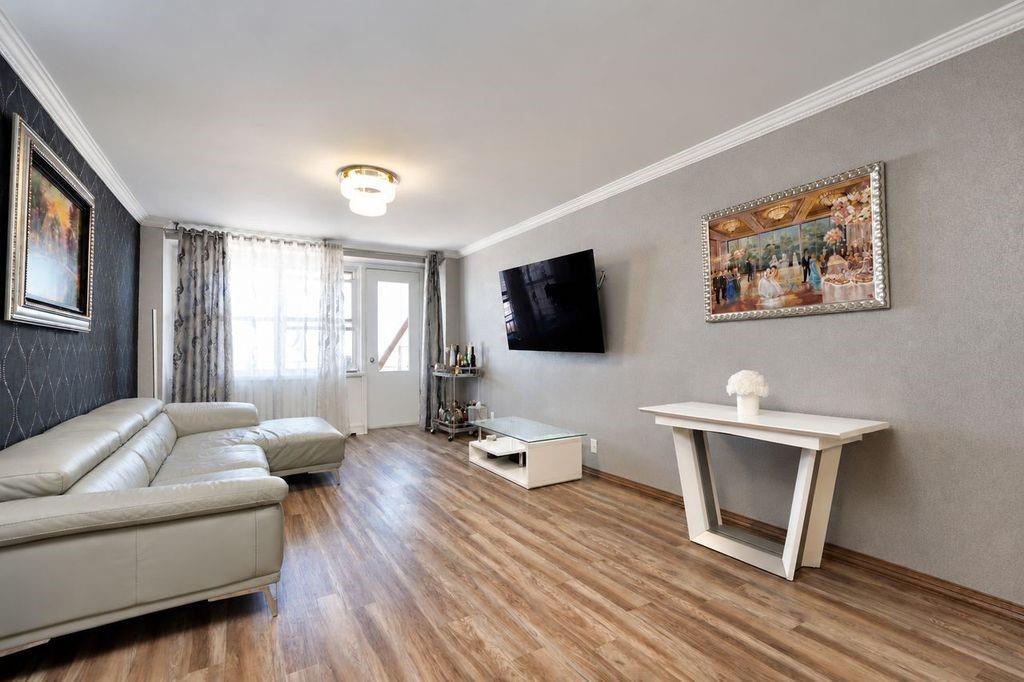 Photo of 35 Seacost Terrace #18F, Brooklyn, NY 11235 (MLS # 504889)