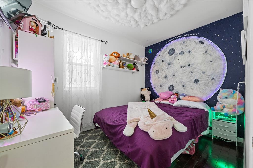 29 Bogardus Street, Brooklyn, New York image 8