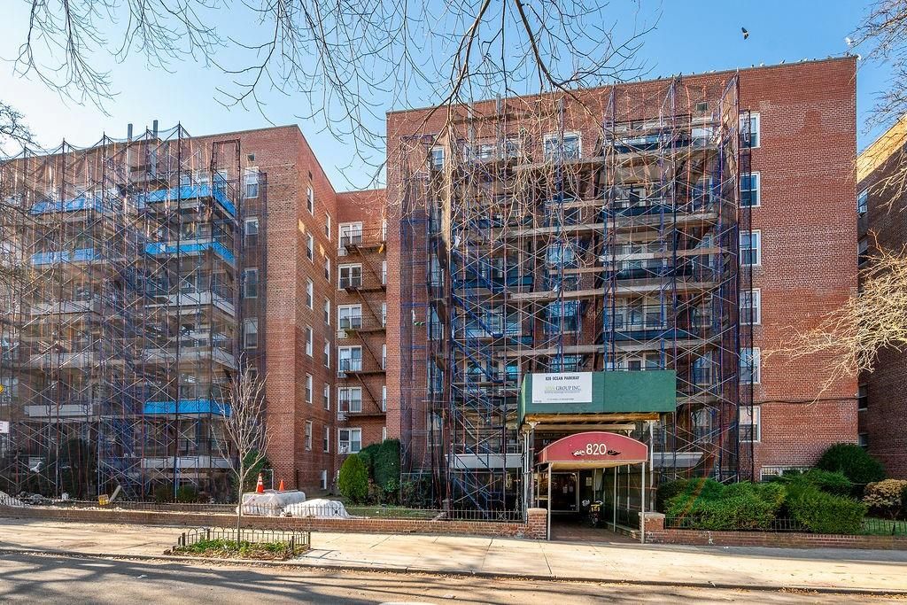 Photo of 820 Ocean Parkway #508, Brooklyn, NY 11230 (MLS # 498022)