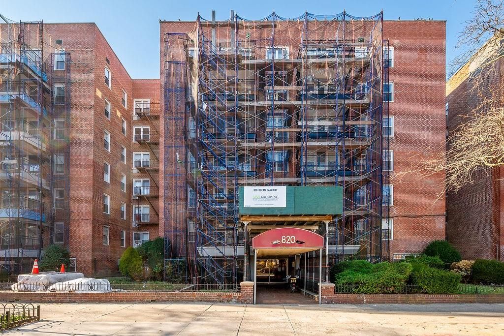 Photo of 820 Ocean Parkway #508, Brooklyn, NY 11230 (MLS # 498022)