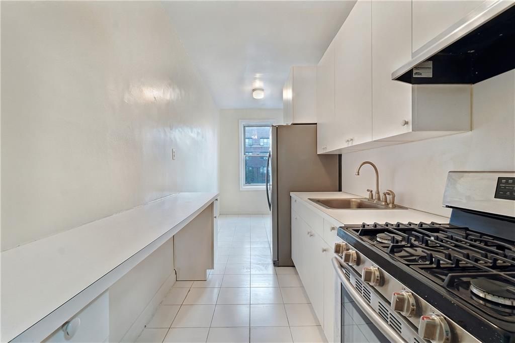 Photo of 1801 Avenue N #4G, Brooklyn, NY 11230 (MLS # 497096)