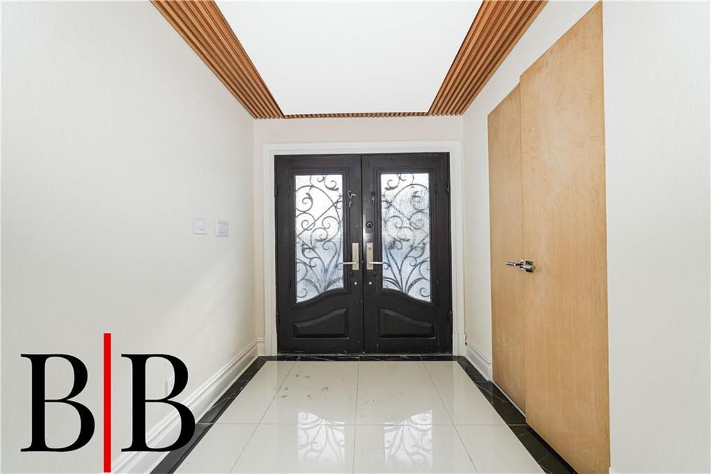 Photo of 82 Piedmont Avenue, Staten Island, NY 10305 (MLS # 498824)