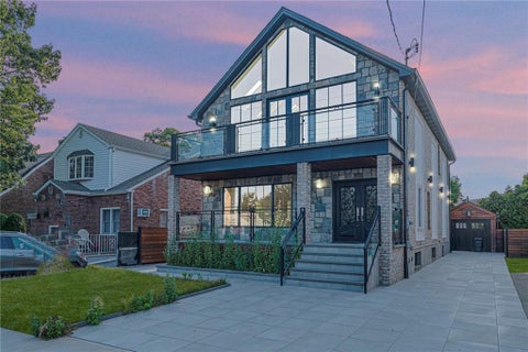 Homes For Sale - 82 Piedmont Avenue<br/> Staten  Island, NY 10305