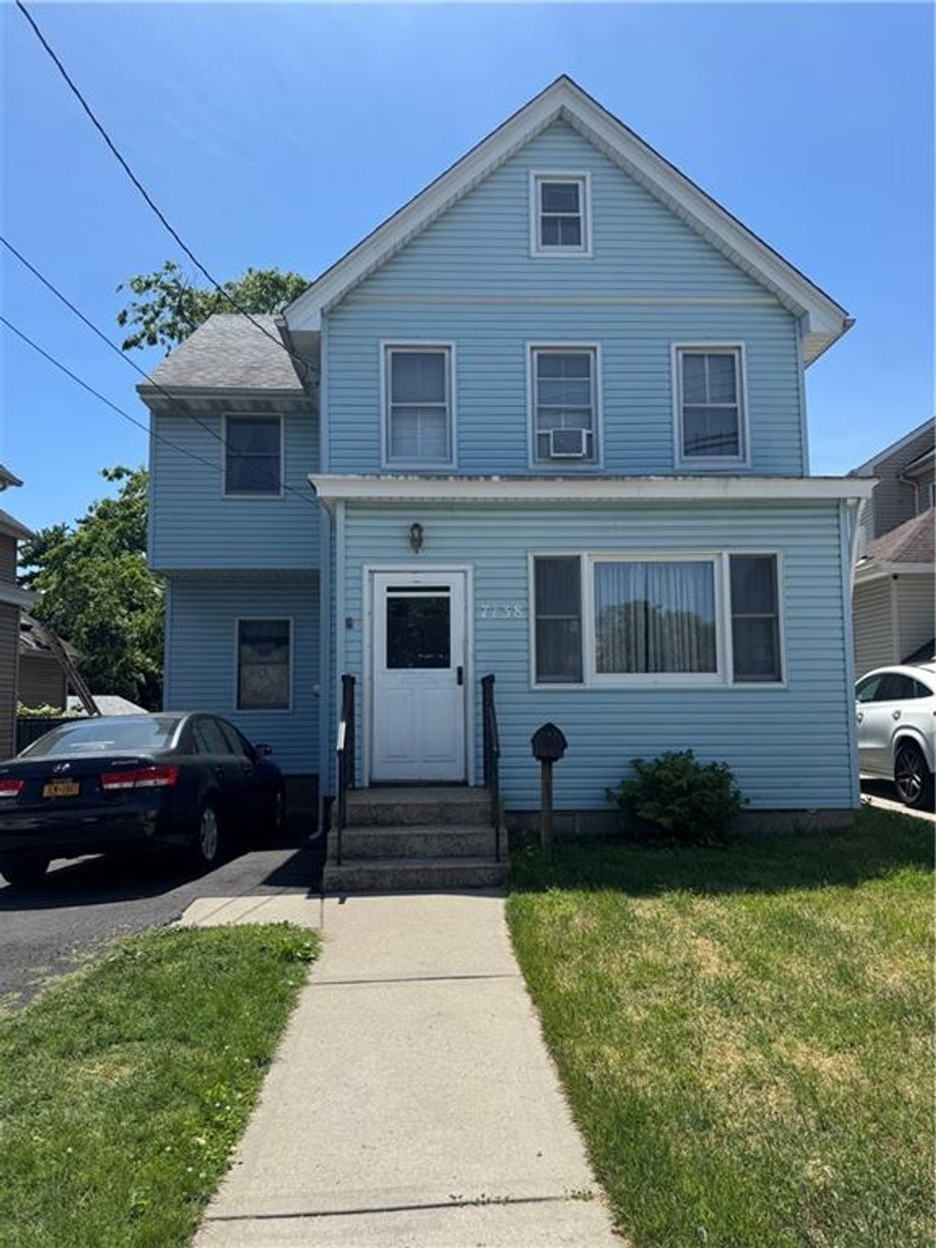 Photo of 7138 Amboy Road, Staten Island, NY 10307 (MLS # 501553)