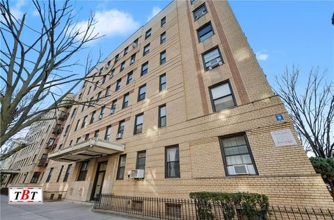 Photo of 1810 Avenue N #2F, Brooklyn, NY 11230 (MLS # 498085)