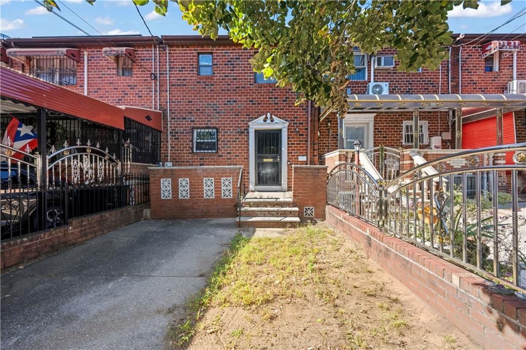 Photo of 412 Hendrix Street, Brooklyn, NY 11207 (MLS # 496511)