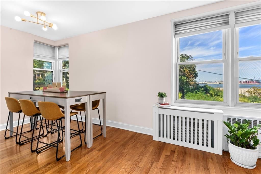 Photo of 36 Hamilton Avenue #2E, Staten Island, NY 10301 (MLS # 495986)