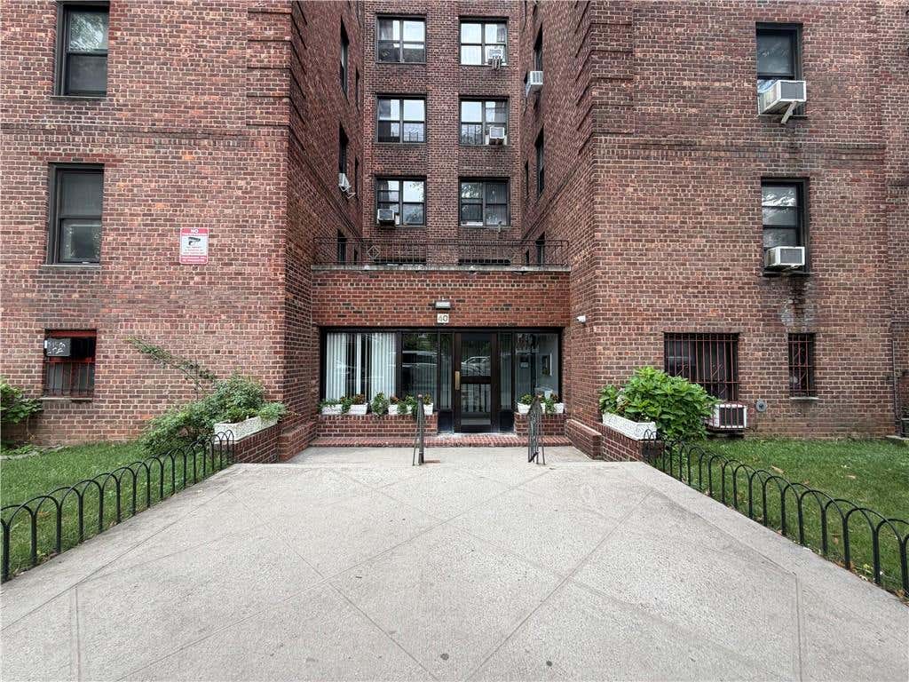 Photo of 40 43rd Street #1E, Brooklyn, NY 11203 (MLS # 503440)