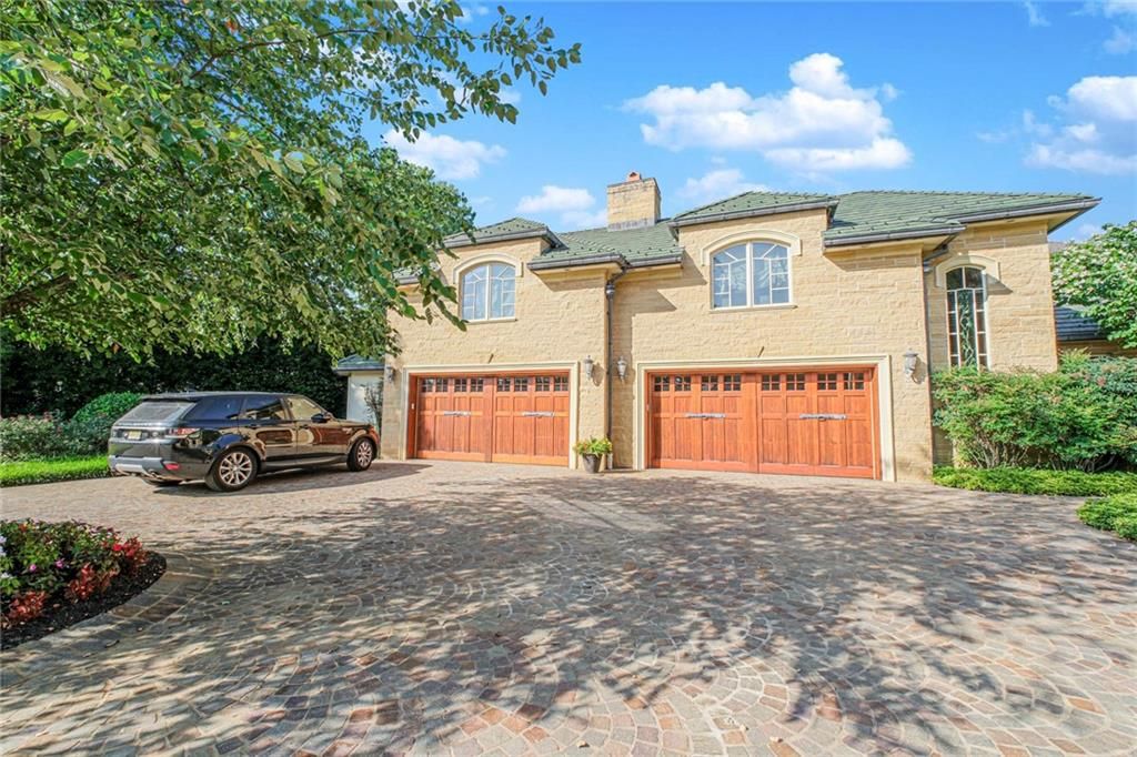 Photo of 50 Wakefield Road, Staten Island, NY 10312 (MLS # 498397)