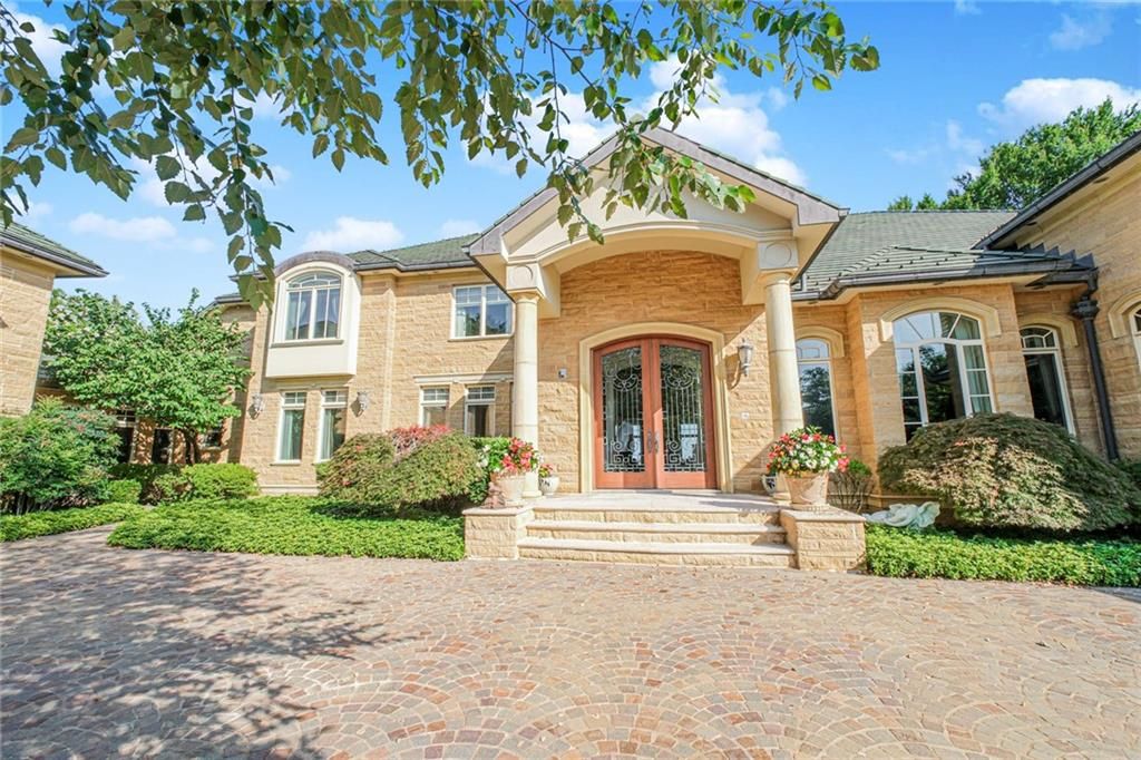 Photo of 50 Wakefield Road, Staten Island, NY 10312 (MLS # 498397)