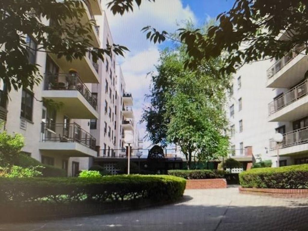 Photo of 3855 Shore Parkway #2L, Brooklyn, NY 11235 (MLS # 496002)