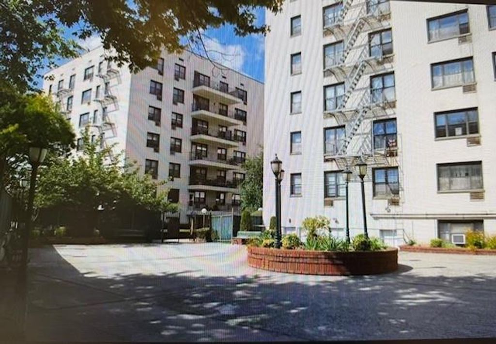 Photo of 3855 Shore Parkway #2L, Brooklyn, NY 11235 (MLS # 496002)