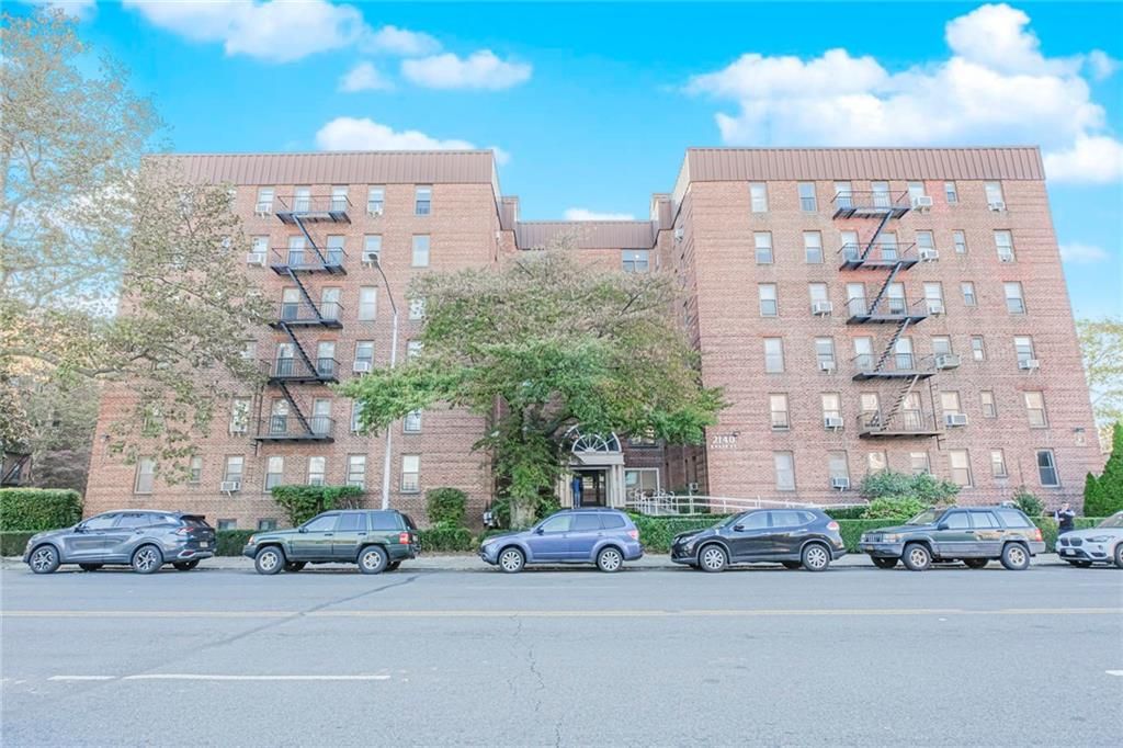 Photo of 2140 Knapp Street #5H, Brooklyn, NY 11229 (MLS # 495302)