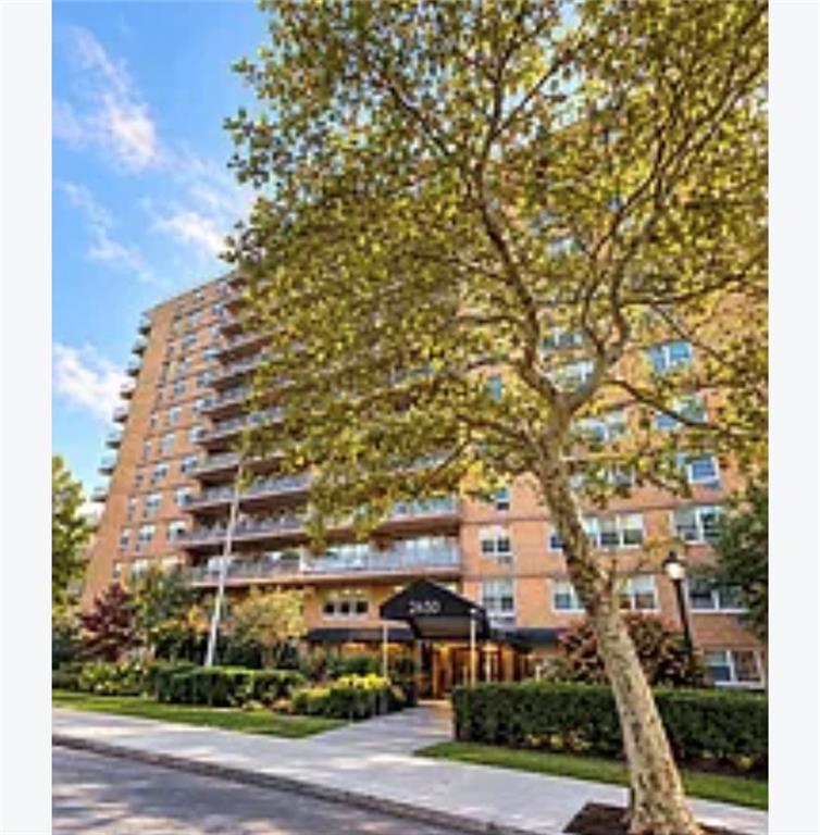 Photo of 2650 Ocean Parkway #8P, Brooklyn, NY 11235 (MLS # 505736)
