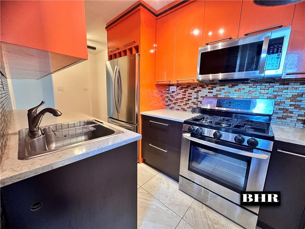 Photo of 2461 29th Street #5G, Brooklyn, NY 11235 (MLS # 498322)