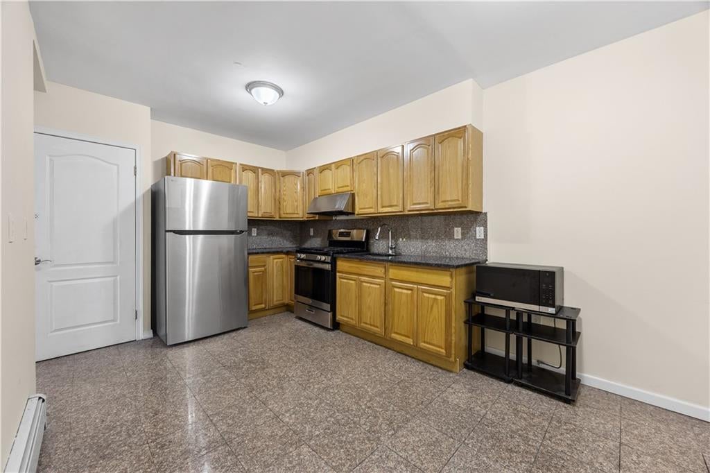 Photo of 2752 Ocean Avenue #3B, Brooklyn, NY 11229 (MLS # 498838)
