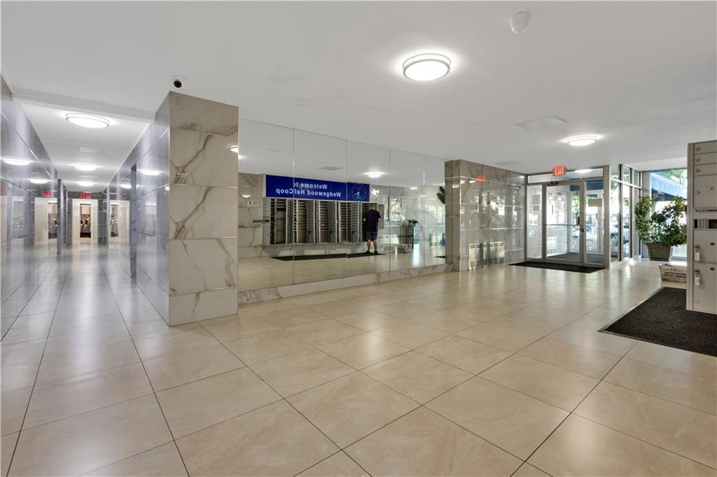 2580 Ocean Parkway #2K, Brooklyn, New York image 3