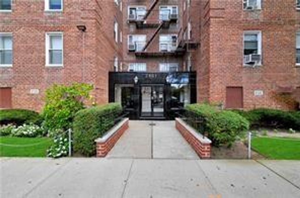 Photo of 2427 29th Street #4D, Brooklyn, NY 11235 (MLS # 500531)