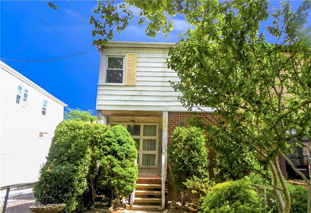 Photo of 8704 Avenue M, Brooklyn, NY 11236 (MLS # 495389)