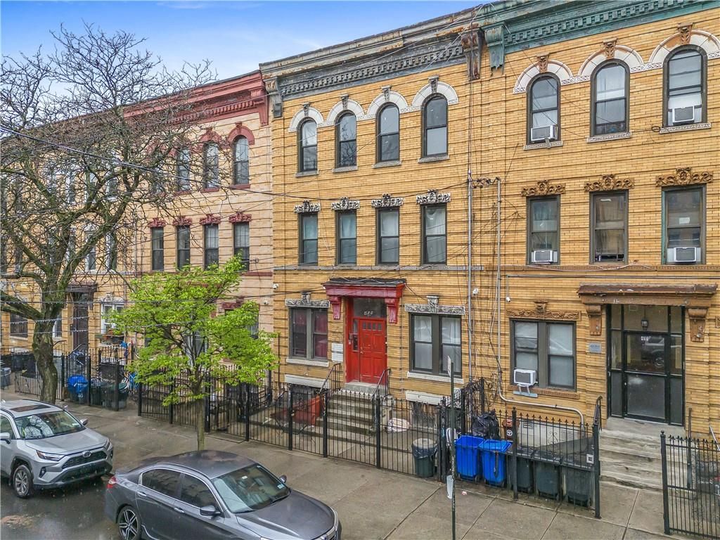 Photo of 409 Suydam Street #6, Brooklyn, NY 11237 (MLS # 497829)