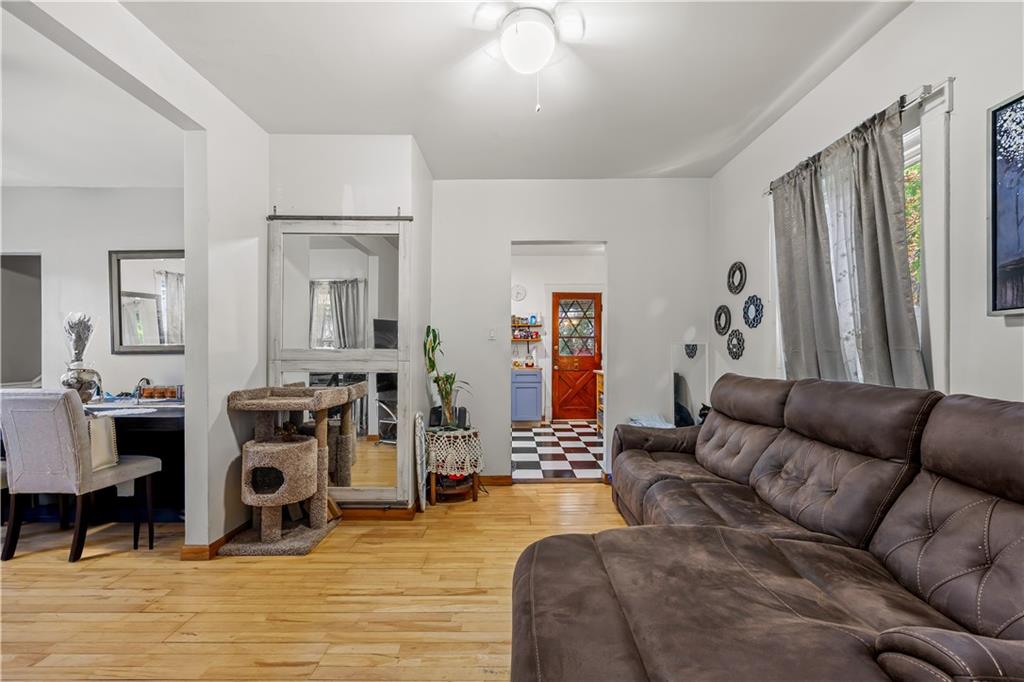 701 127th St, Queens, New York image 9