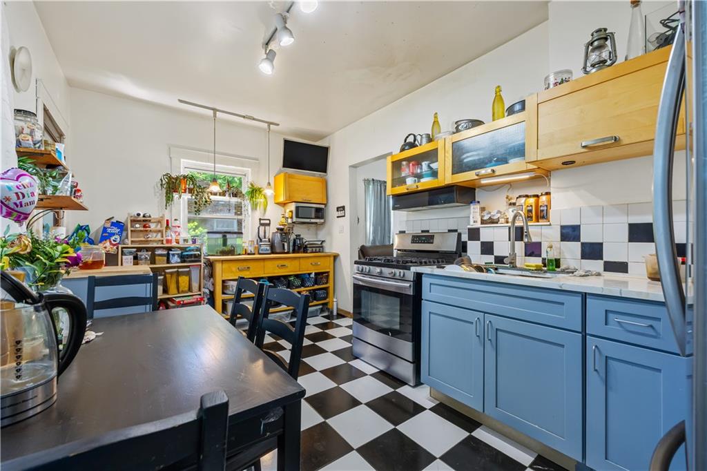 701 127th St, Queens, New York image 11