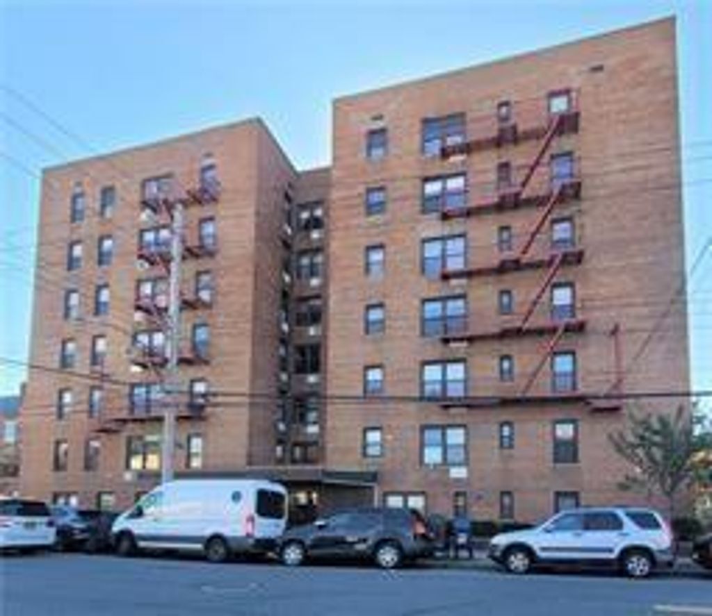 Photo of 2330 Voorhies Avenue #1C, Brooklyn, NY 11235 (MLS # 488566)