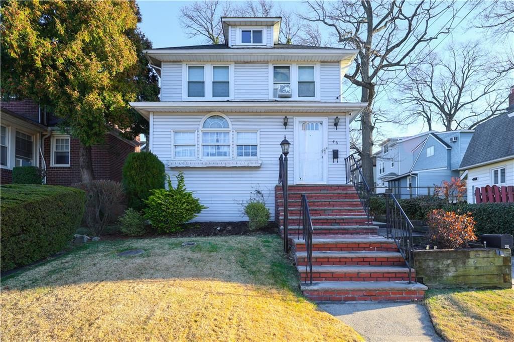 Photo of 46 Oakdale Street, Staten Island, NY 10308 (MLS # 498149)