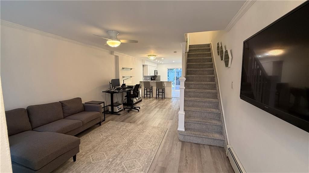 Photo of 94 North Drive #1, Staten Island, NY 10305 (MLS # 500749)