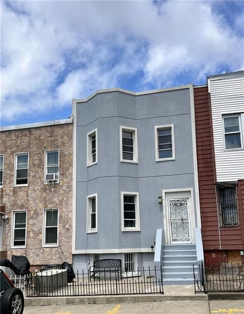 Multifamily For Sale - 75 De Sales Place<br/> Brooklyn, NY 11207