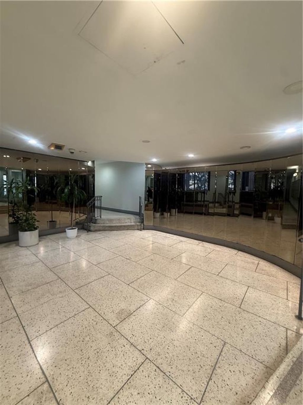 Photo of 2620 Ocean Parkway #4J, Brooklyn, NY 11235 (MLS # 500717)