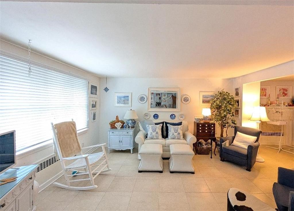 Photo of 425 Beach 138th Street, Belle Harbor, NY 11694 (MLS # 505335)