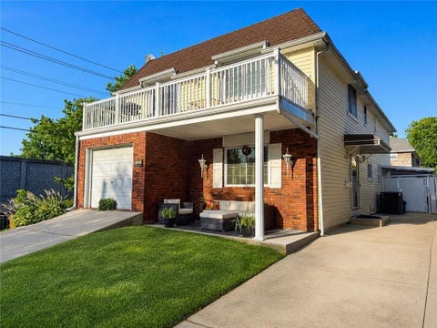 Multifamily For Sale - 611 Ingram Avenue<br/> Staten  Island, NY 10314