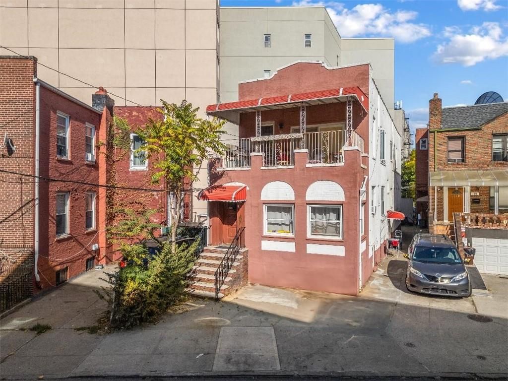 Photo of 115 Ocean View Avenue, Brooklyn, NY 11235 (MLS # 491061)