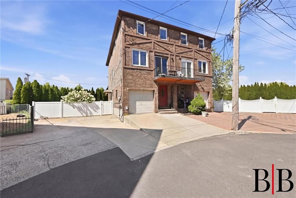 Photo of 7131 Perri Lane #15S, Brooklyn, NY 11234 (MLS # 500746)