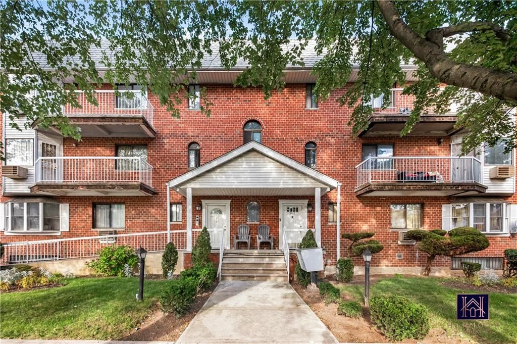 Photo of 1213 95th Street #502B, Brooklyn, NY 11236 (MLS # 496209)